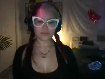 girl
        40ozgoomba cam image #120332