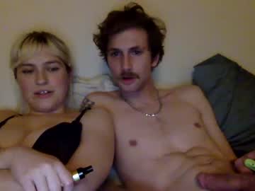 girl
        rocks_off777 cam image #73218