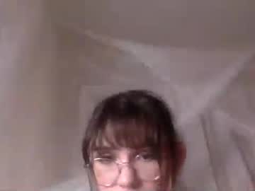 girl
        lalabean333 cam image #23960