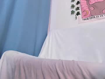 girl
        molly_mares cam image #241434