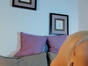 couple
        blonde_lotos cam image #133674
