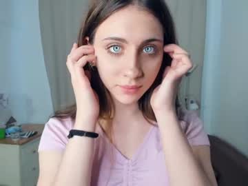 girl
        il0_vee cam image #79150