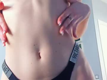 girl
        marydavisr cam image #122133