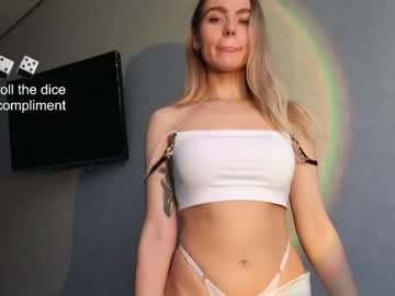 girl
        aurora_ri cam image #106978