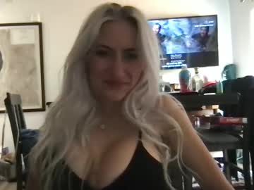 girl Hidden Sex Cam Live Stream with kinziemcbride