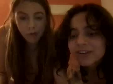 girl
        onelovella cam image #85646