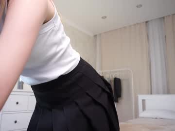 girl
        hildgaillard cam image #256657