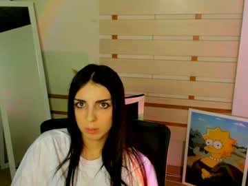 girl
        emilie_shy cam image #193892