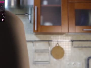 girl
        violetta_hoty cam image #15204