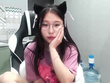 girl
        adawong13 cam image #13444