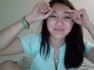 girl
        london_tipton cam image #107687