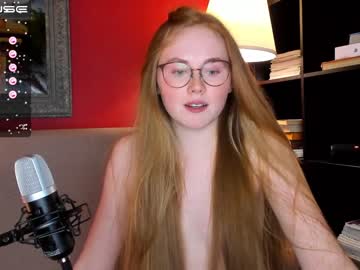 girl
        olivia_date cam image #66416