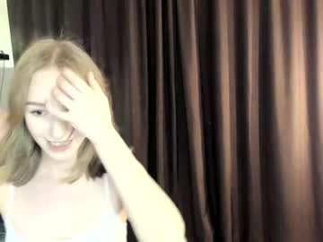 girl
        sweetness_s cam image #126572