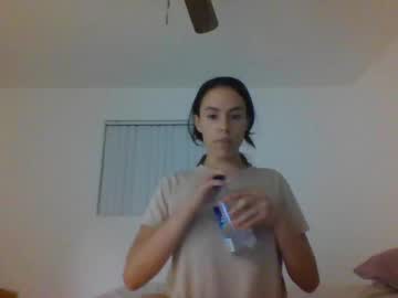 girl
        lovelylovelybrooke cam image #230835