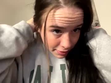 girl
        alexilott cam image #87095