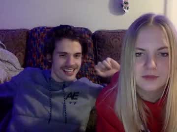 couple
        kjam3s cam image #50685