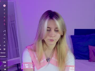 girl
        oliviamur1 cam image #233306
