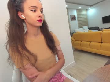girl
        ehotlovea cam image #447