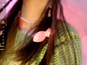 girl
        amy_dunmer cam image #232443