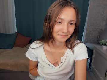 girl
        bridgetenderby cam image #187514