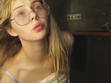 girl Hidden Sex Cam Live Stream with ellizabetta