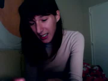 girl
        edenfaerie cam image #38515