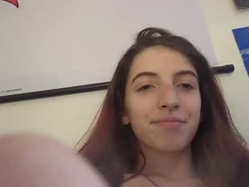 girl
        firebenderbaby02 cam image #144169