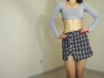 girl
        peggycubitt cam image #207055