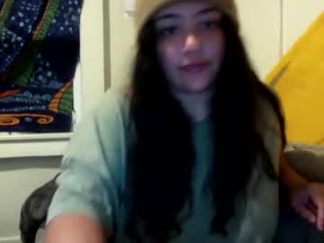 girl
        guccimycucci cam image #69912