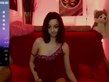 girl
        moonshine_alice cam image #55212