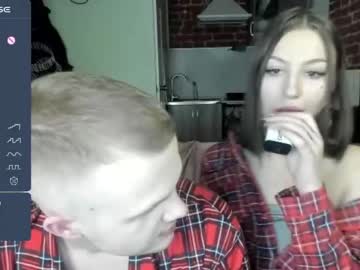 couple
        sweetdlc cam image #139826