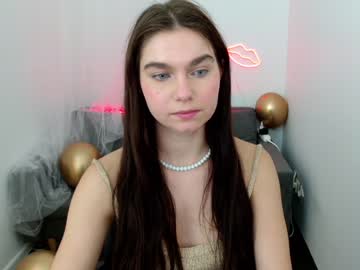 girl Hidden Sex Cam Live Stream with charlotte_queenmaeve