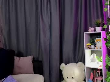 girl
        queen_sammi cam image #251727