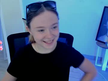 girl
        _margoqueen_ cam image #193993