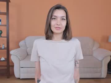 girl
        briggya_cut cam image #108961