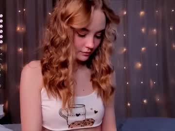 girl
        lissa_meooow cam image #143676